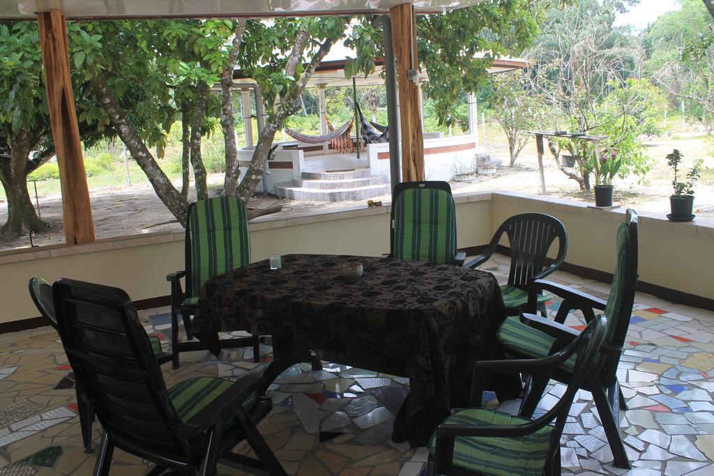 Sonja'S Guesthouse Zanderij Kültér fotó