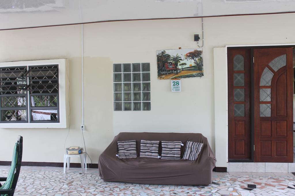Sonja'S Guesthouse Zanderij Kültér fotó